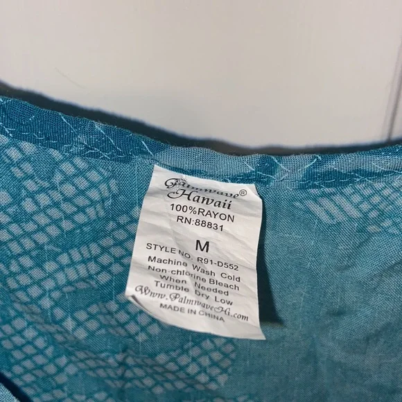 Palmwave Hawaiian green palm dress. 🌴 - Picture 2 of 3